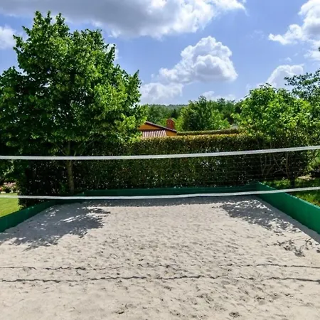 Diora By Vendégház Karojba