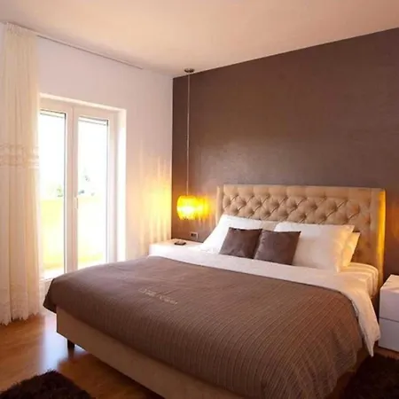 Diora By Vendégház